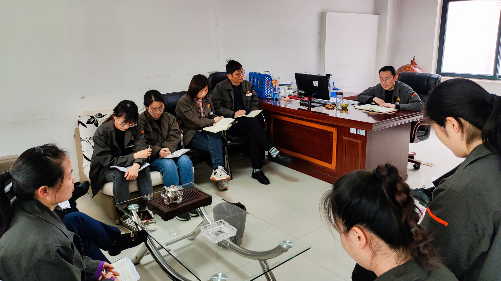 财务图片1.jpg