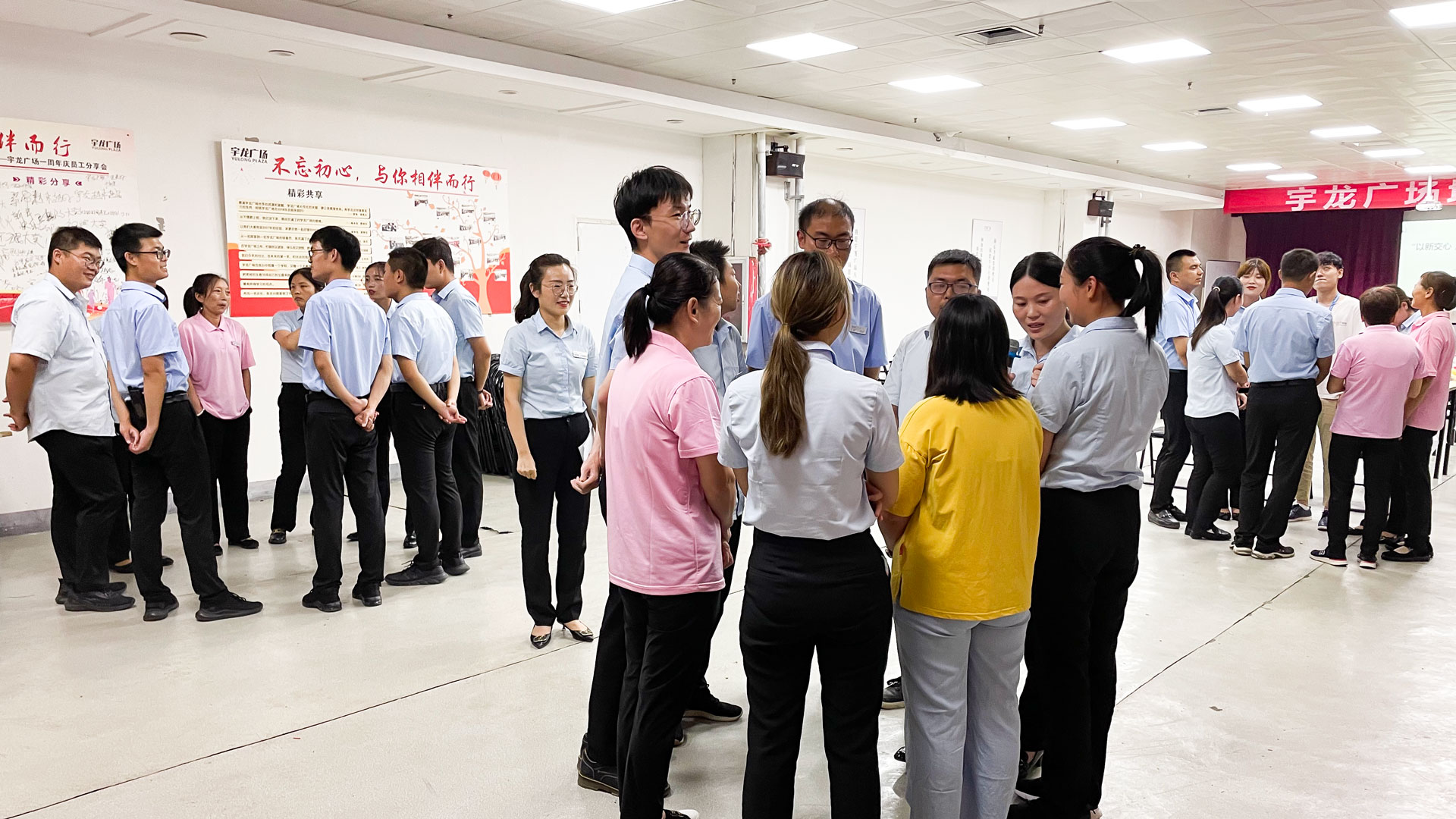 商贸座谈会-(1).jpg
