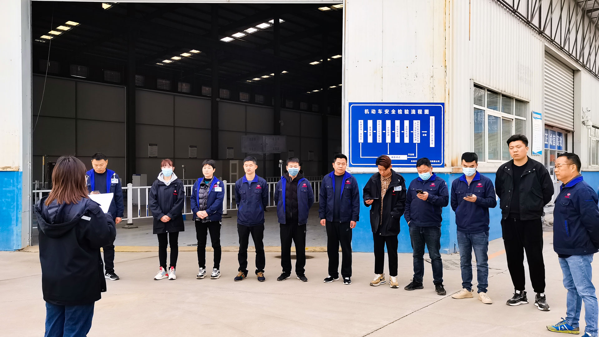 迎厂庆、创新高-(1).jpg