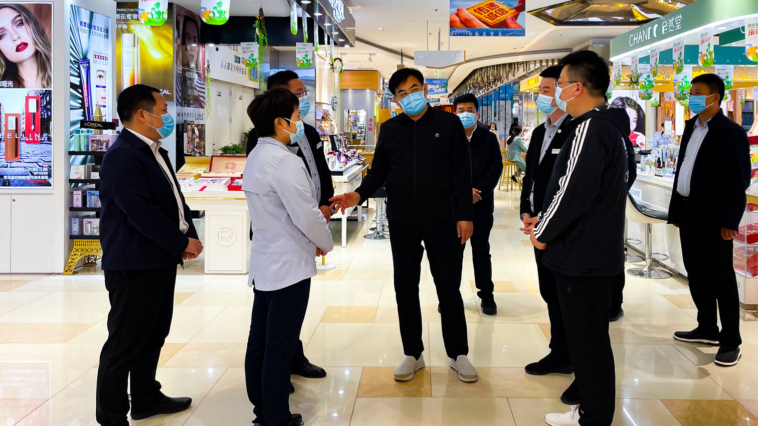 迎接市领导-(2).jpg